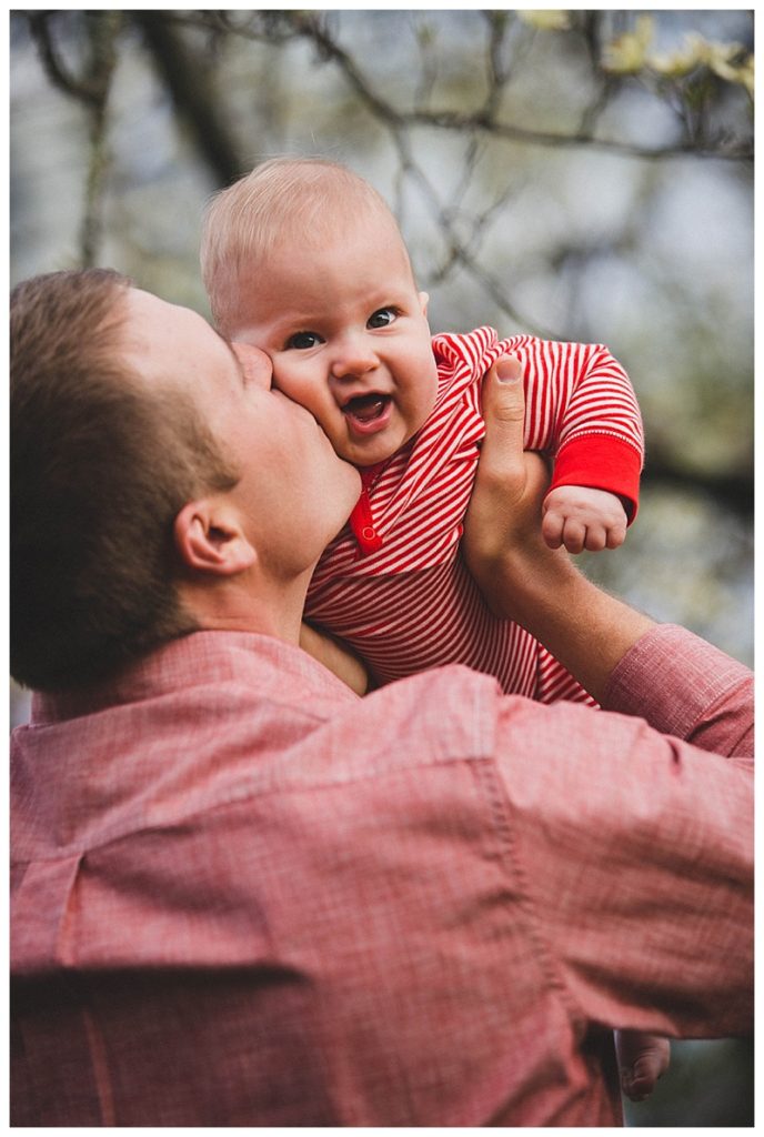 dad with baby at Abingdon Virginia Family Photo Shoot