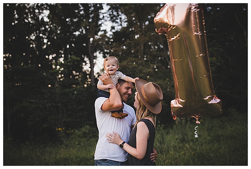 family photos in the fields of virginia by emily rogers photo and film
